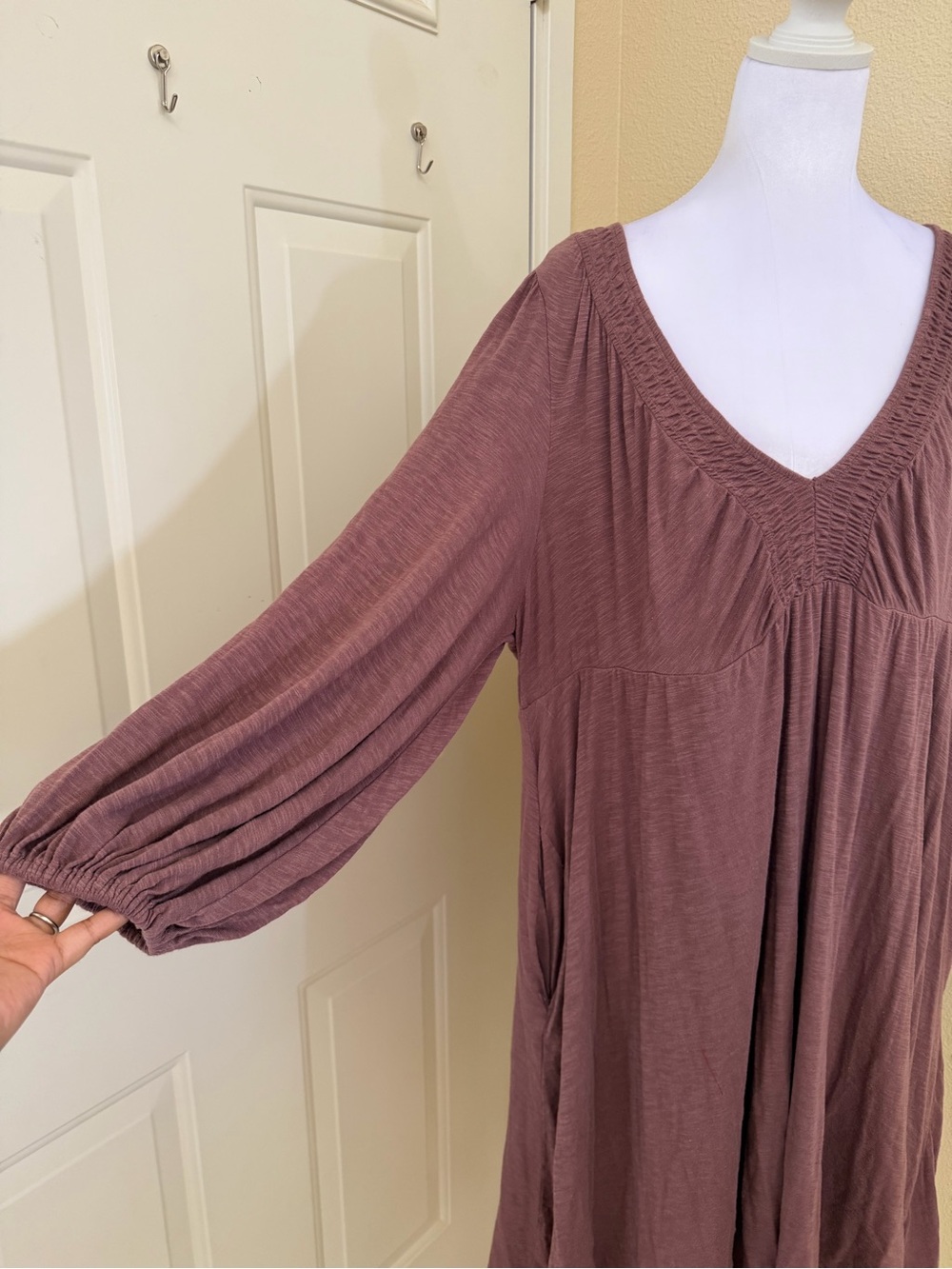 Torrid Plus Size Mauve Long Sleeve Midi Dress Size 1X - Picture 3 of 5